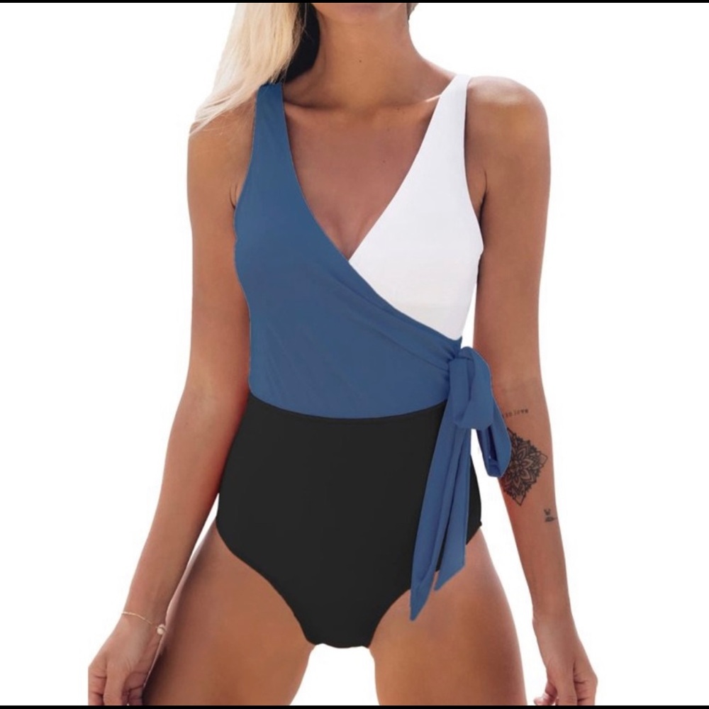 New Cupshe Onepiece
